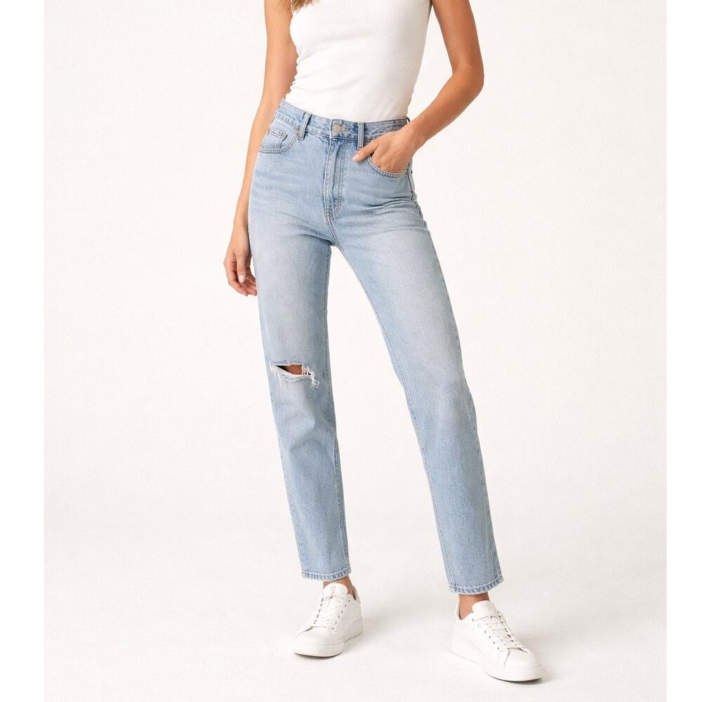 GAP Cheeky Straight High Rise Jeans | Light Wash Distressed Denim
